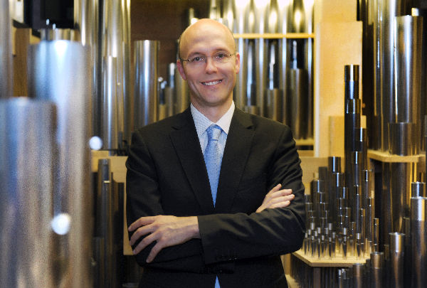 Domorganist Eichenlaub spielt zum Abschluss der Reihe „Cantate Domino“